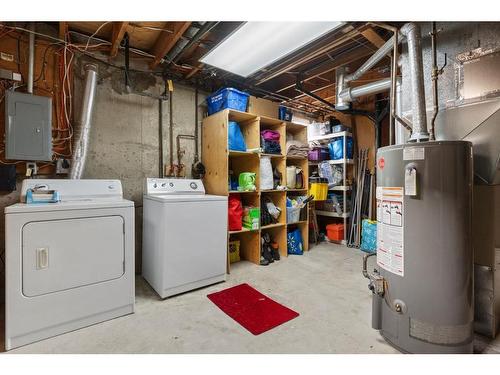 4208 59 Street Close, Camrose, AB - Indoor Photo Showing Laundry Room