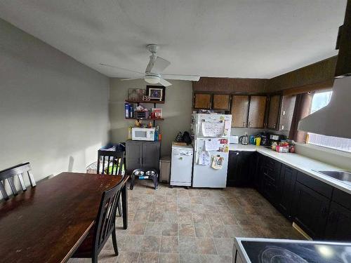 6409B Enevold Drive, Camrose, AB - Indoor Photo Showing Kitchen