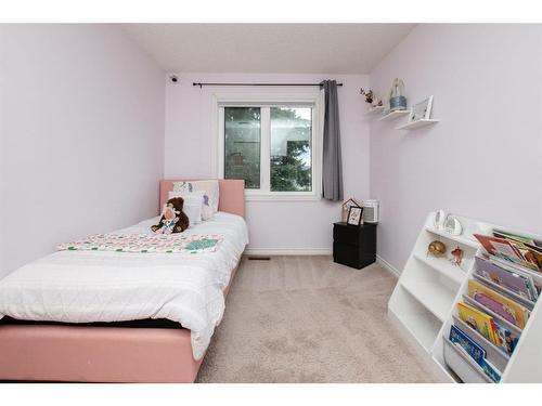 13 Crawford Street, Red Deer, AB - Indoor Photo Showing Bedroom