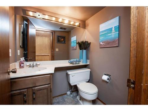 13 Crawford Street, Red Deer, AB - Indoor Photo Showing Bathroom