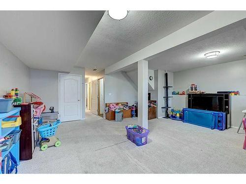 49 Old Boomer Road, Sylvan Lake, AB - Indoor