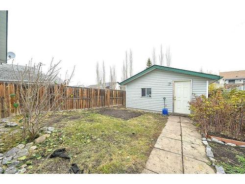 49 Old Boomer Road, Sylvan Lake, AB - Outdoor