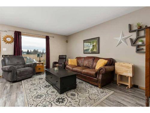 4012 69A Street Close, Camrose, AB - Indoor Photo Showing Living Room