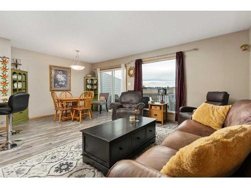 4012 69A Street Close, Camrose, AB - Indoor Photo Showing Living Room