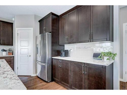 18 Caribou Crescent, Red Deer, AB - Indoor Photo Showing Kitchen