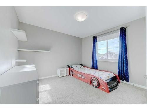 18 Caribou Crescent, Red Deer, AB - Indoor Photo Showing Bedroom