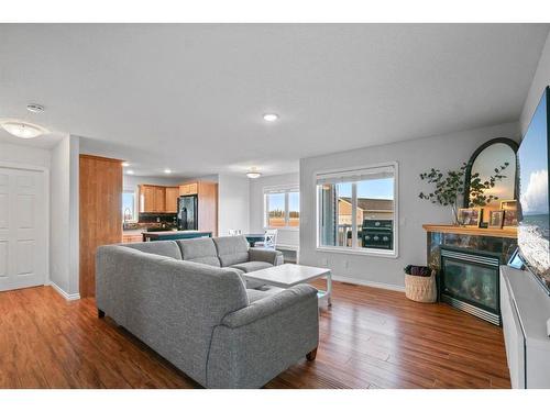 7514 40 Avenue, Camrose, AB - Indoor Photo Showing Living Room With Fireplace