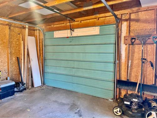 5731 59 Avenue Avenue, Rocky Mountain House, AB - Indoor Photo Showing Garage