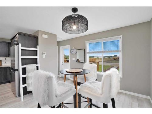 123 Hinshaw Drive, Sylvan Lake, AB - Indoor Photo Showing Dining Room