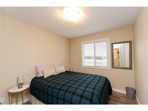 4086 Ryders Ridge Boulevard, Sylvan Lake, AB - Indoor Photo Showing Bedroom