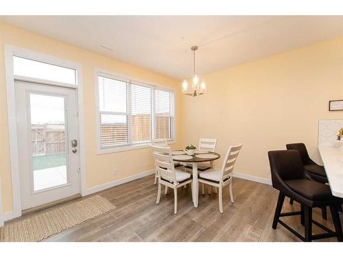 4086 Ryders Ridge Boulevard, Sylvan Lake, AB - Indoor Photo Showing Dining Room