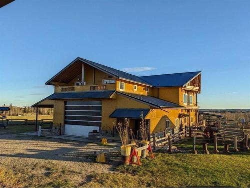 45040 Twp Rd 421A, Rural Ponoka County, AB - Outdoor