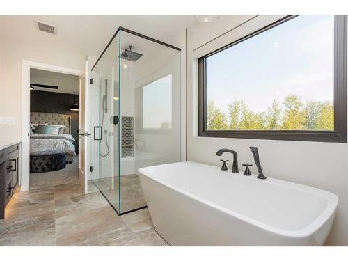 125 Emerald Drive, Red Deer, AB - Indoor Photo Showing Bathroom