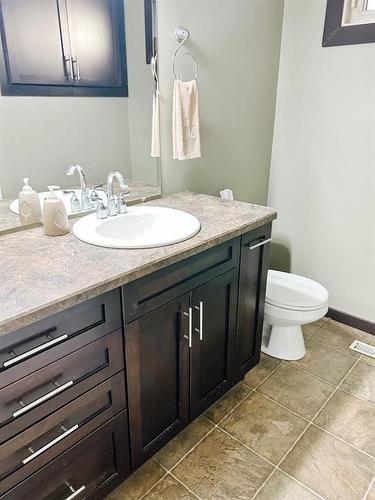 5411 51 Avenue, Rocky Mountain House, AB - Indoor Photo Showing Bathroom