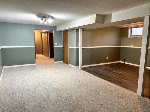 5411 51 Avenue, Rocky Mountain House, AB - Indoor