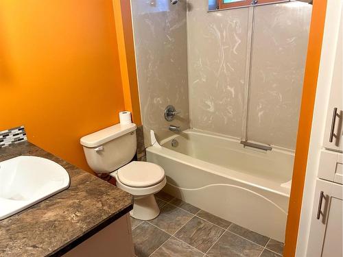 5411 51 Avenue, Rocky Mountain House, AB - Indoor Photo Showing Bathroom