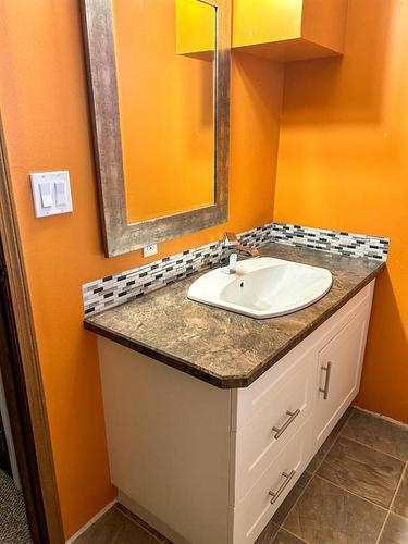 5411 51 Avenue, Rocky Mountain House, AB - Indoor Photo Showing Bathroom