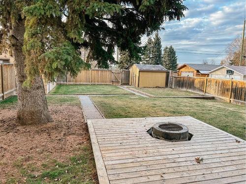 5411 51 Avenue, Rocky Mountain House, AB - Outdoor