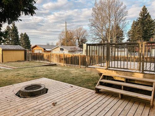 5411 51 Avenue, Rocky Mountain House, AB - Outdoor With Deck Patio Veranda