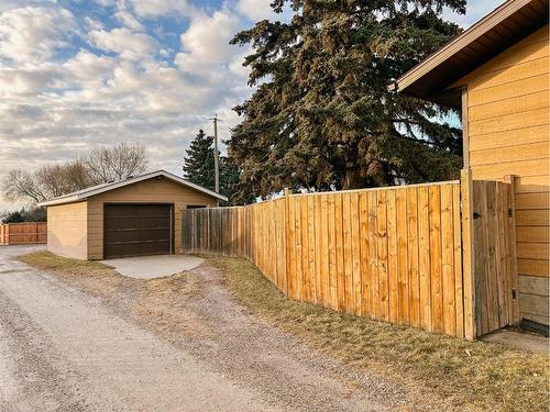 5411 51 Avenue, Rocky Mountain House, AB - Outdoor