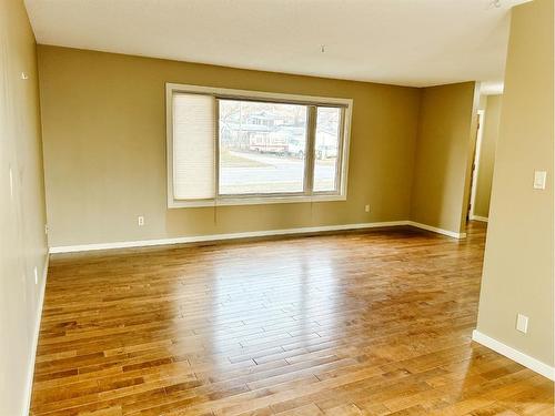 5411 51 Avenue, Rocky Mountain House, AB - Indoor Photo Showing Other Room