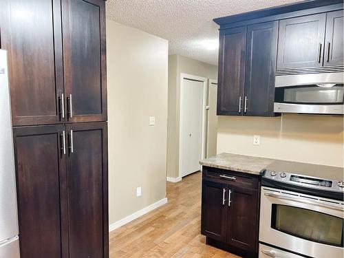 5411 51 Avenue, Rocky Mountain House, AB - Indoor Photo Showing Kitchen