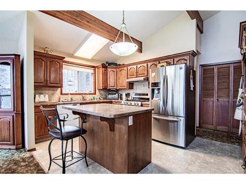 181 Grand Avenue, Norglenwold, AB - Indoor Photo Showing Kitchen