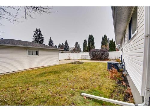 14 Spencer Street, Red Deer, AB - Outdoor