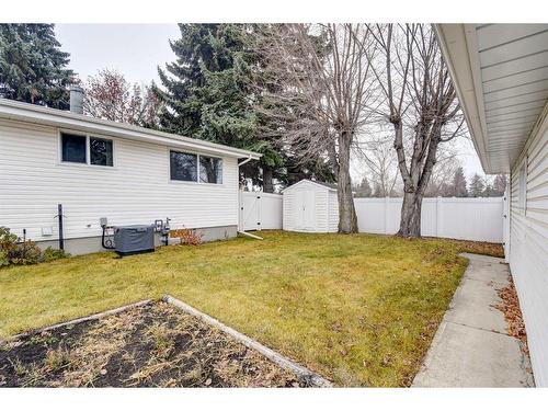 14 Spencer Street, Red Deer, AB - Outdoor