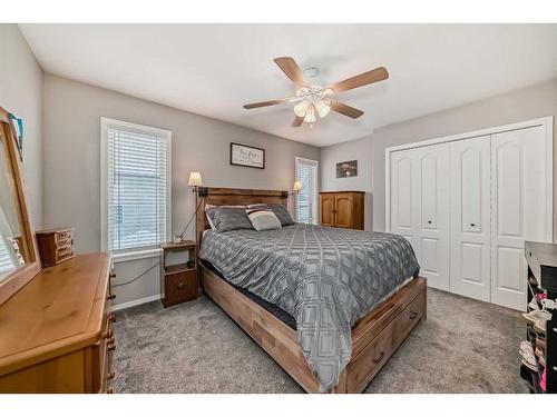 4319 55 Avenue Crescent, Innisfail, AB - Indoor Photo Showing Bedroom