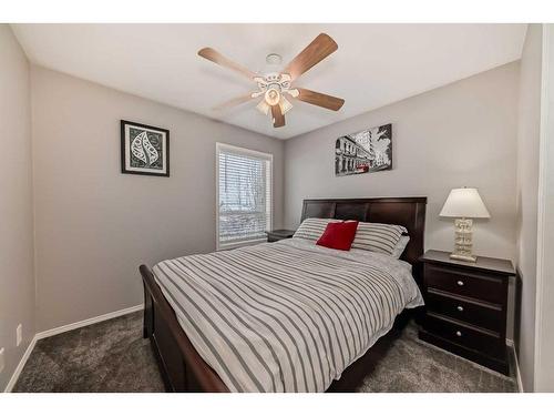 4319 55 Avenue Crescent, Innisfail, AB - Indoor Photo Showing Bedroom