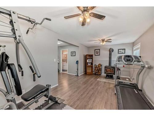 4319 55 Avenue Crescent, Innisfail, AB - Indoor Photo Showing Gym Room