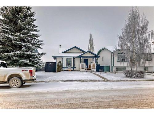 4319 55 Avenue Crescent, Innisfail, AB - Outdoor