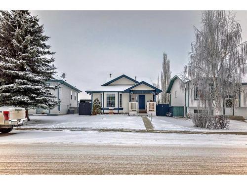 4319 55 Avenue Crescent, Innisfail, AB - Outdoor