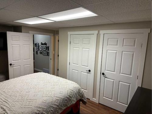 5113 51 Street, Castor, AB - Indoor Photo Showing Bedroom