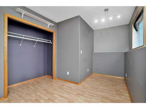 15 Hagerman Road, Sylvan Lake, AB - Indoor Photo Showing Other Room