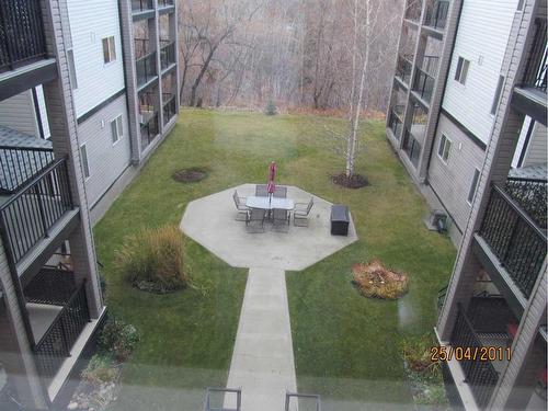 307-5601 Kerrywood Drive, Red Deer, AB - Outdoor