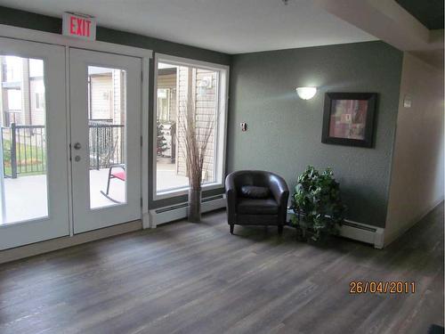 307-5601 Kerrywood Drive, Red Deer, AB - Indoor Photo Showing Other Room