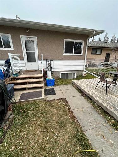 4120-4120 50 Street, Red Deer, AB - Outdoor With Exterior