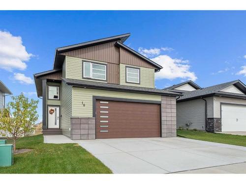 18 Metcalf Way, Lacombe, AB - Outdoor With Facade