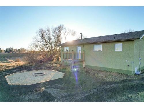 5204 51St Avenue, Alix, AB - Outdoor