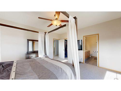 38135 Rr 20-1, Rural Stettler No. 6, County Of, AB - Indoor Photo Showing Bedroom