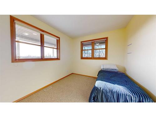 38135 Rr 20-1, Rural Stettler No. 6, County Of, AB - Indoor Photo Showing Bedroom