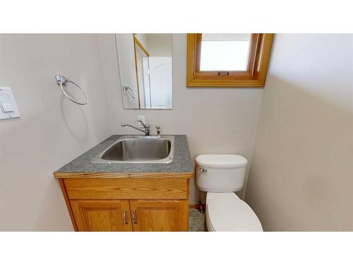 38135 Rr 20-1, Rural Stettler No. 6, County Of, AB - Indoor Photo Showing Bathroom