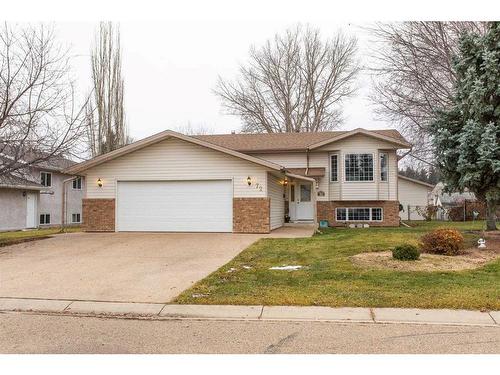 72 Hathaway Lane, Lacombe, AB - Outdoor With Facade