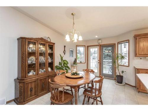 72 Hathaway Lane, Lacombe, AB - Indoor Photo Showing Dining Room