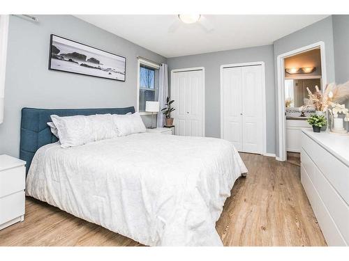 16 Duval Close, Red Deer, AB - Indoor Photo Showing Bedroom