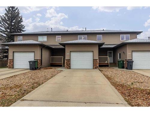 2-5511 54 Street, Ponoka, AB - Outdoor With Facade