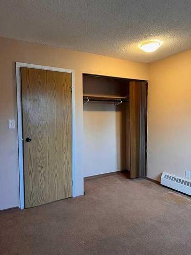 205-49 Bennett Street, Red Deer, AB - Indoor Photo Showing Other Room