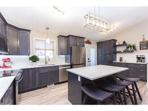 36 Kirby Street, Red Deer, AB - Indoor Photo Showing Kitchen With Stainless Steel Kitchen With Upgraded Kitchen